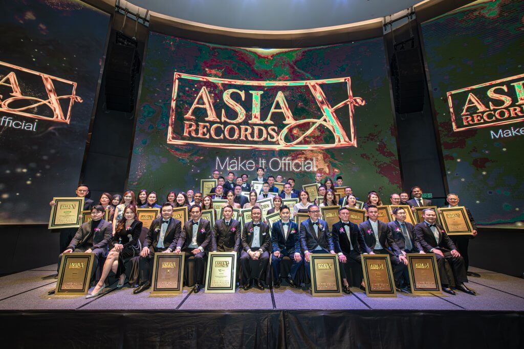 Asia Record Group Photo In EQ Hotel On 16 March 2026 Dinner